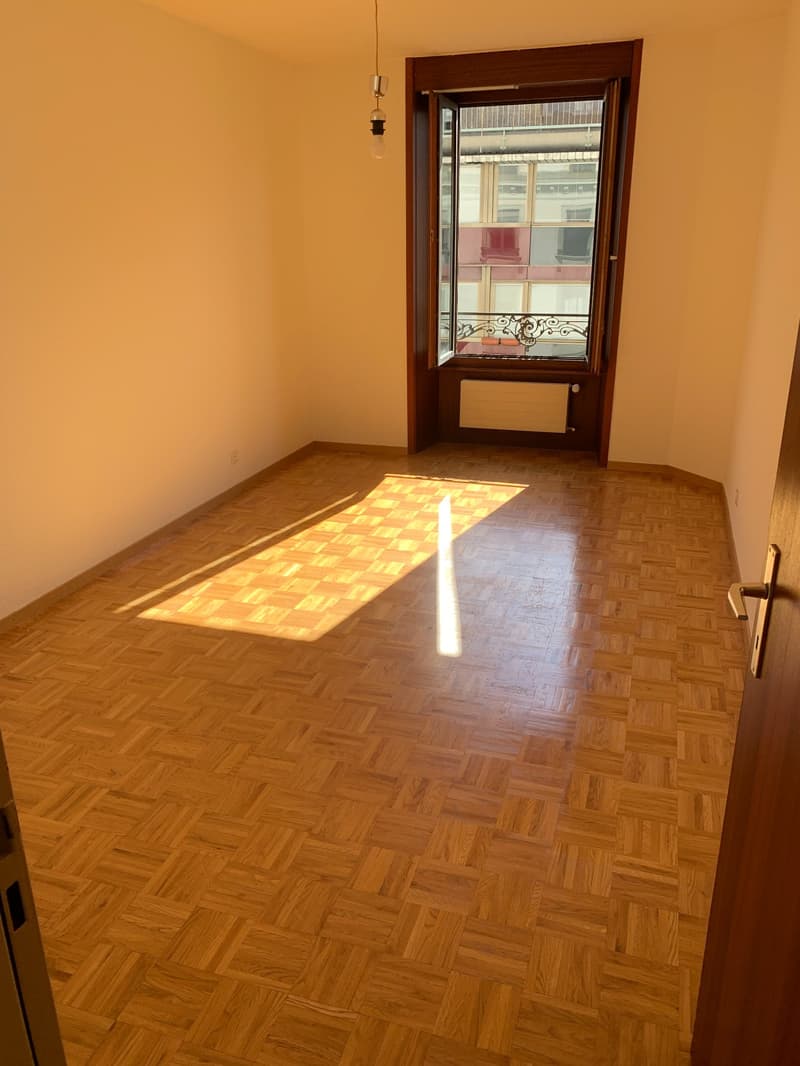 Room for rent in a shared 4 bedroom apartment (2)