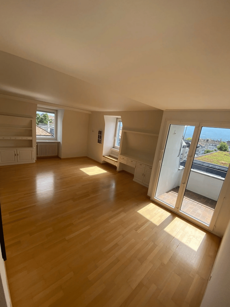 Traumhafte 6-Zimmer-Wohnung in Zürich zu vermieten - Ein Angebot, das Sie nicht verpassen sollten! (1)