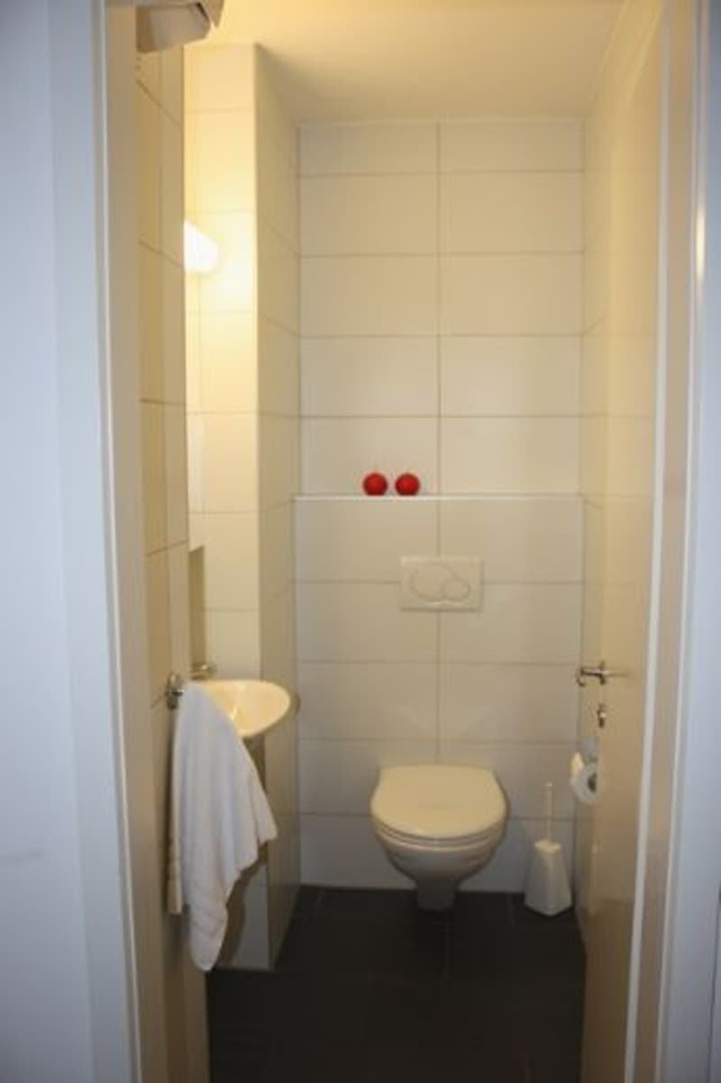 Gäste-WC / guest toilet